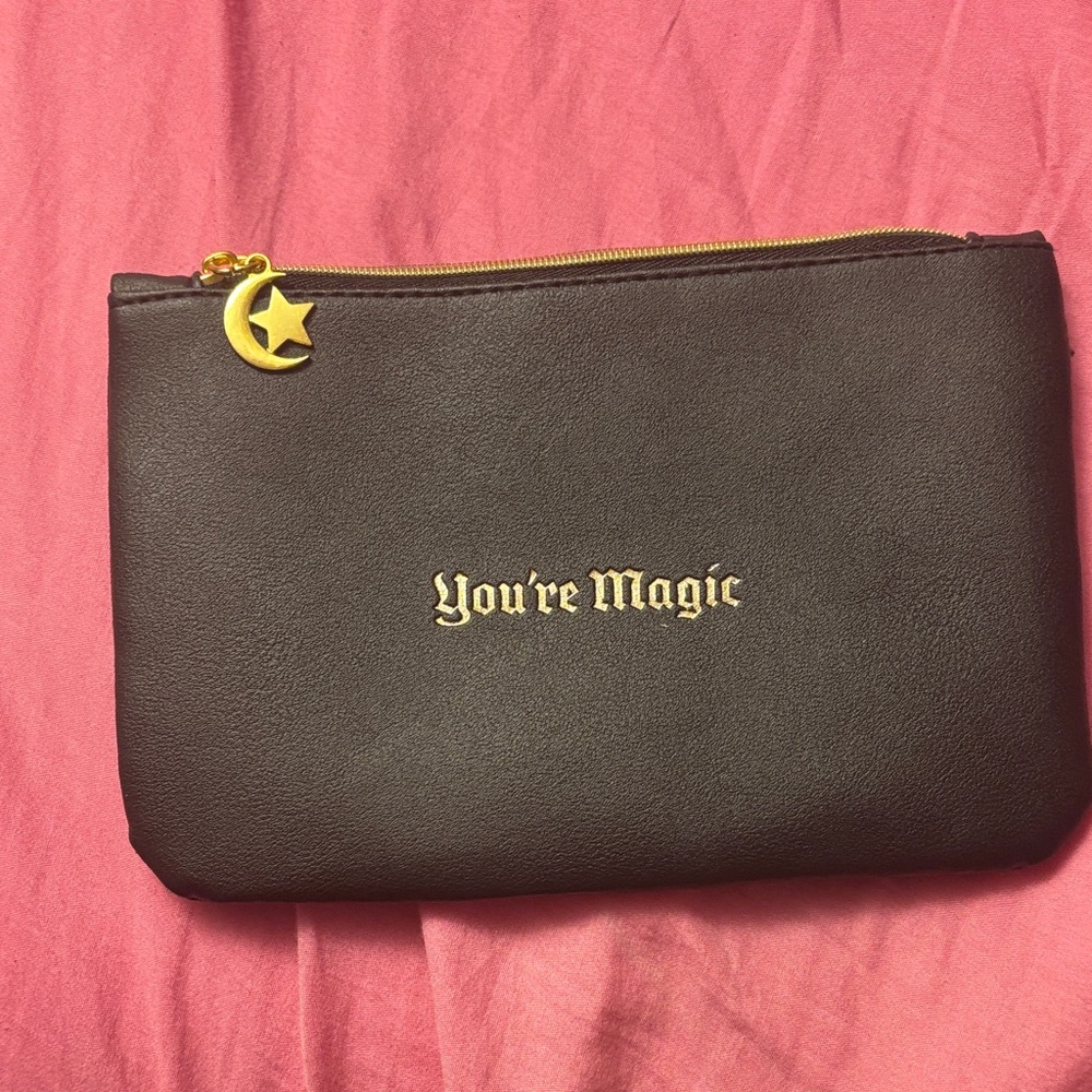 🚫SOLD🚫 for Kelly Ipsy Black Pouch with Gold Celestial Detailing - Picture 3 of 3